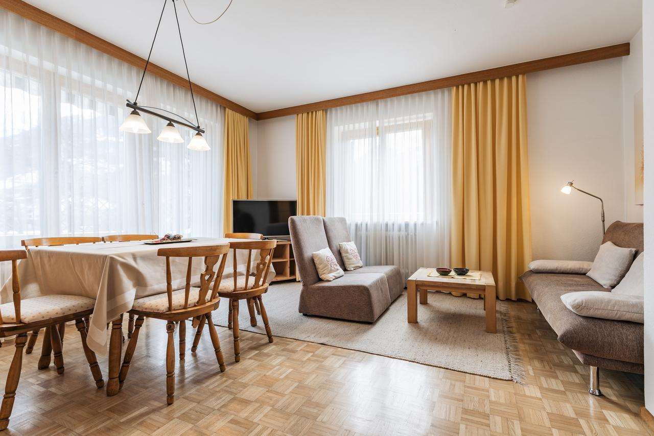 Kreuz Apartment